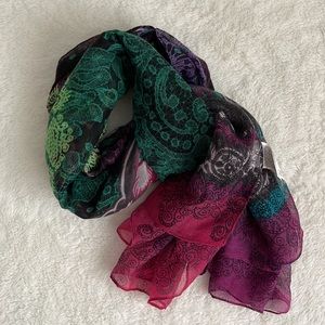 Desingual Paisley and Floral Print Multicolored Scarf 35 x 71